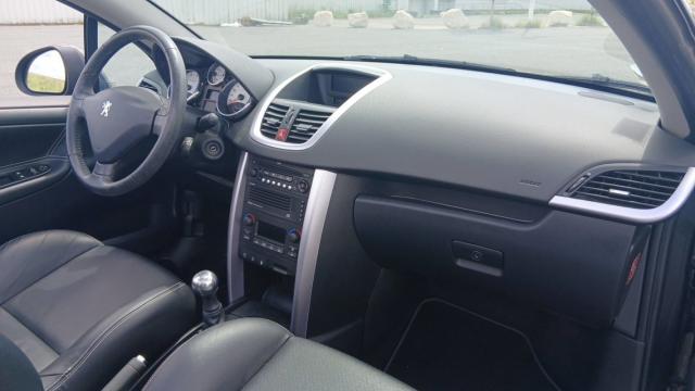 Peugeot 207 Cc image 1