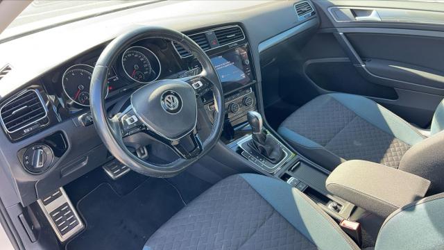 Volkswagen Golf image 5