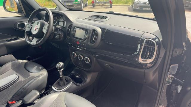 Fiat 500l image 3