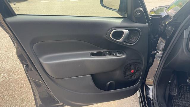 Fiat 500l image 7