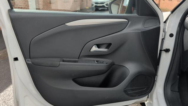 Opel Corsa image 2