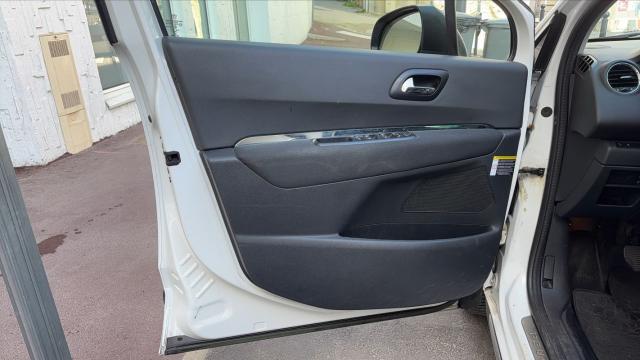 Peugeot 3008 image 6