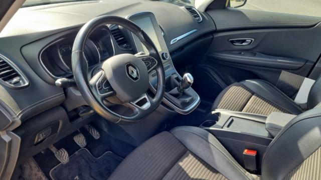 Renault Grand Scénic image 9