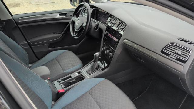 Volkswagen Golf image 2