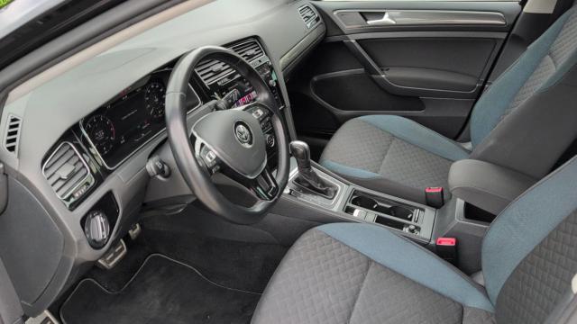 Volkswagen Golf image 5