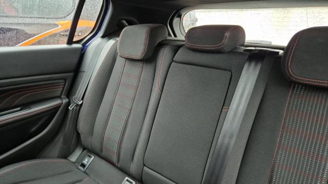 Peugeot 308 image 8