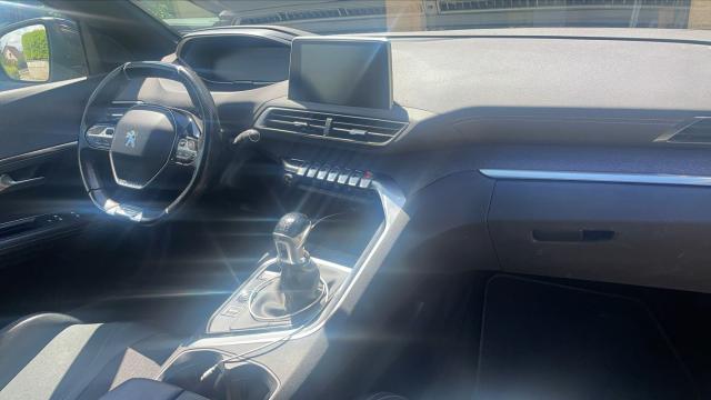Peugeot 3008 image 9