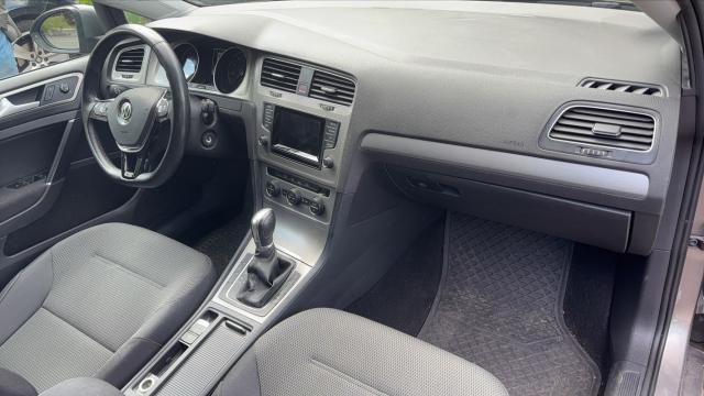 Volkswagen Golf image 5