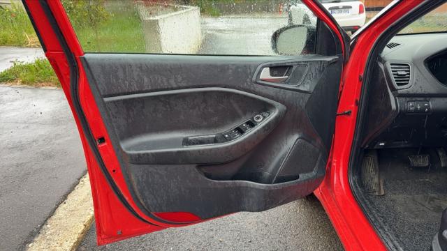 Hyundai I20 image 2