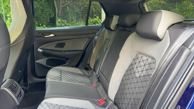 Volkswagen Golf image 6