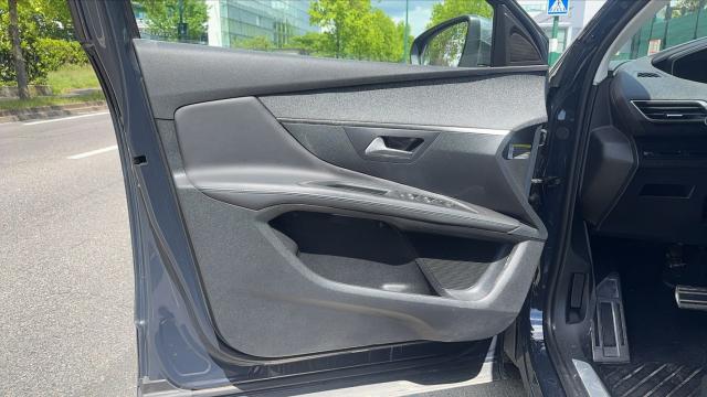 Peugeot 3008 image 5