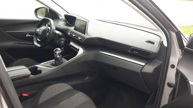 Peugeot 5008 image 6