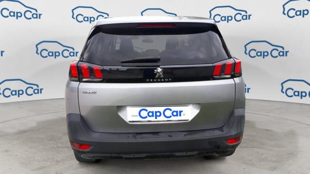 Peugeot 5008 image 1