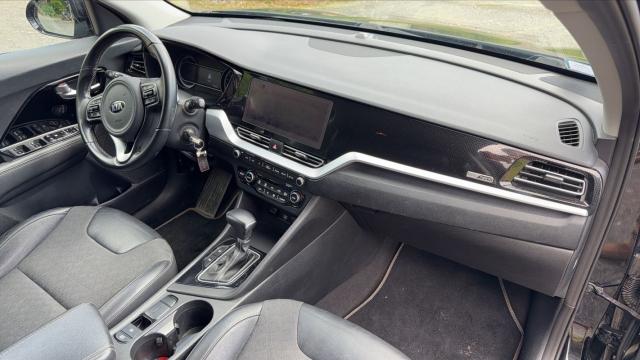 Kia Niro image 2