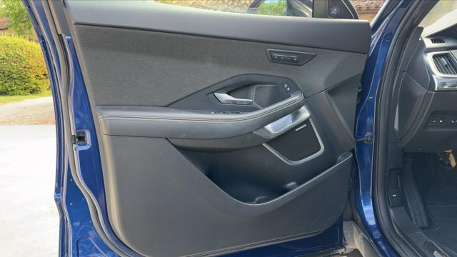 Jaguar E-Pace image 5