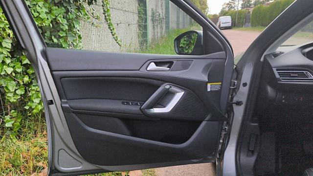 Peugeot 308 image 7