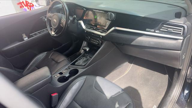 Kia Niro image 2