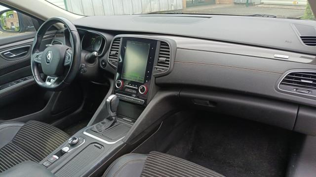 Renault Talisman Estate image 2