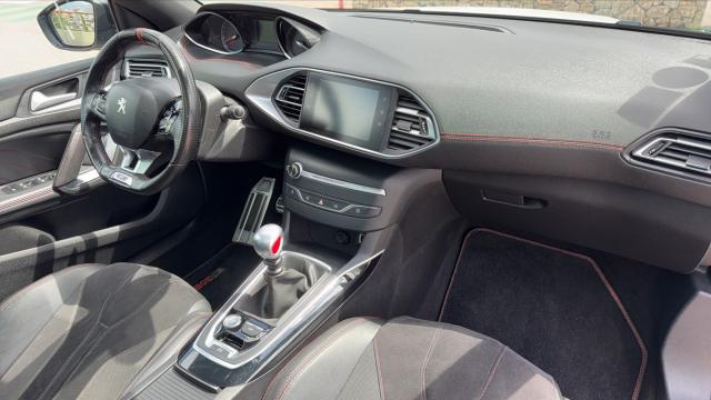 Peugeot 308 image 6