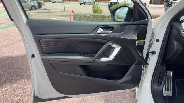 Peugeot 308 image 7