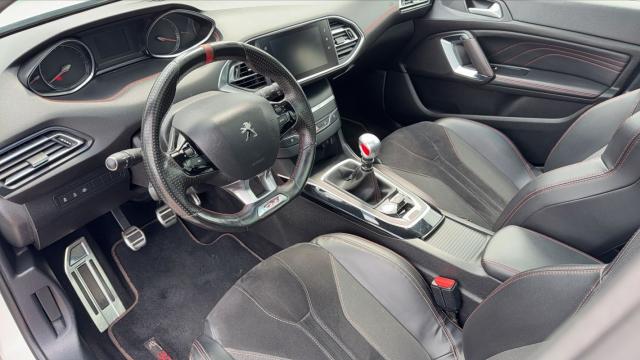 Peugeot 308 image 1