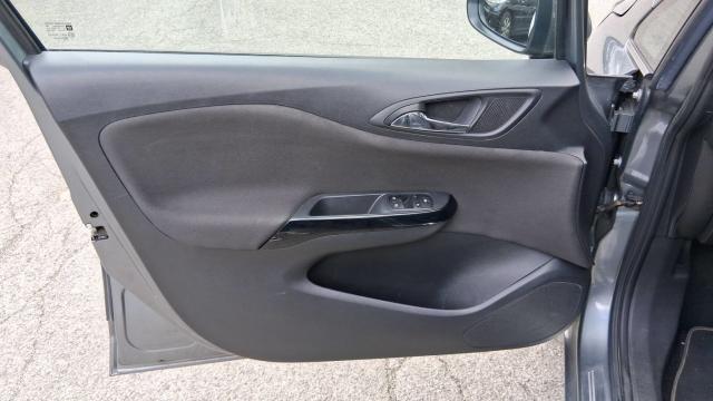 Opel Corsa image 8