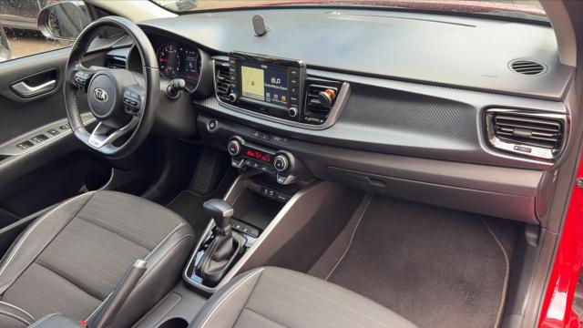 Kia Rio image 6