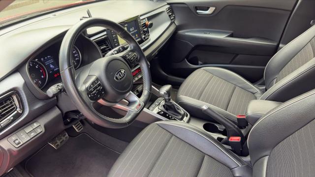 Kia Rio image 7