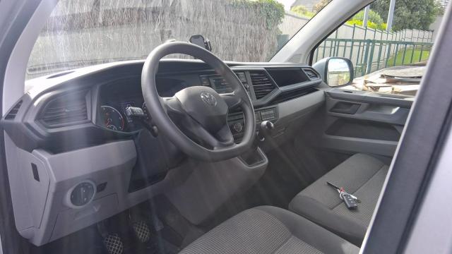 Volkswagen Transporter image 7