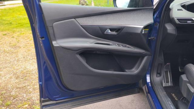 Peugeot 3008 image 8