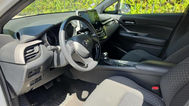 Toyota C-Hr image 1
