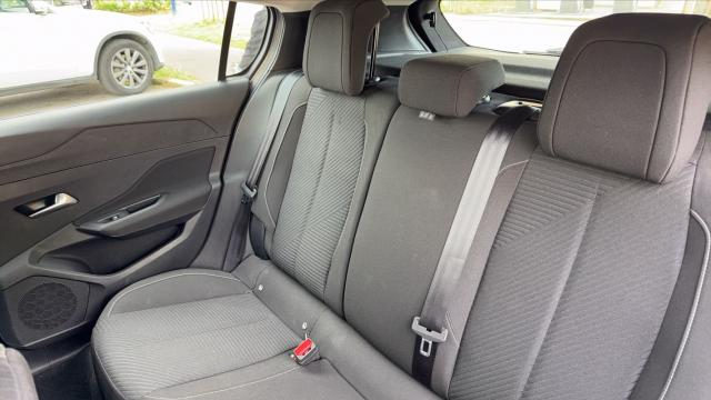Peugeot 308 image 5