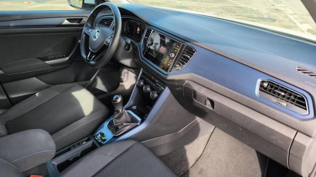 Volkswagen T-Roc image 9