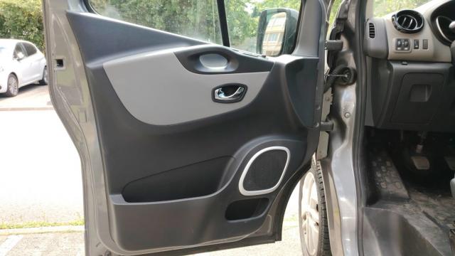 Renault Trafic image 4