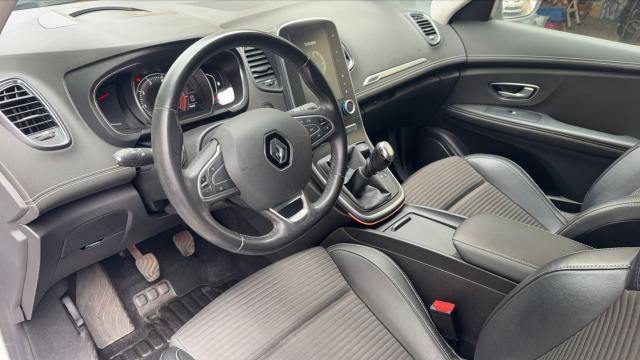 Renault Scénic image 9