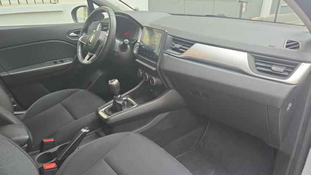 Renault Captur image 9