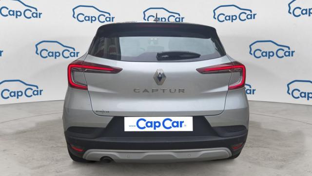Renault Captur image 2