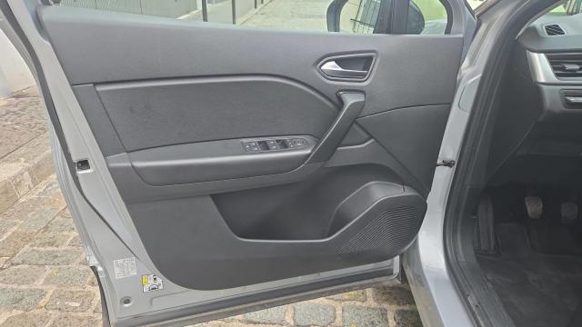 Renault Captur image 6