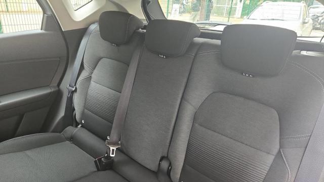 Renault Captur image 1