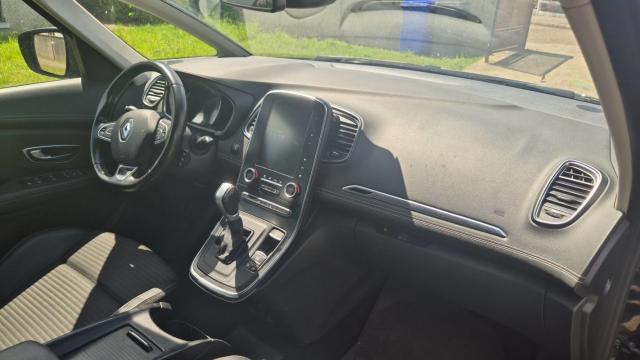 Renault Scénic image 1