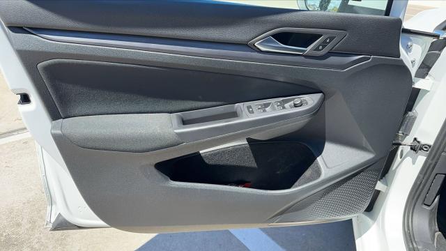 Volkswagen Golf image 4