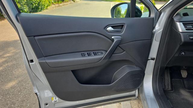 Renault Captur image 7