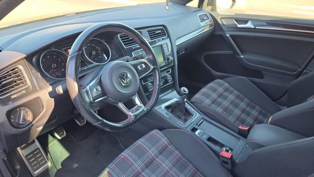 Volkswagen Golf image 1