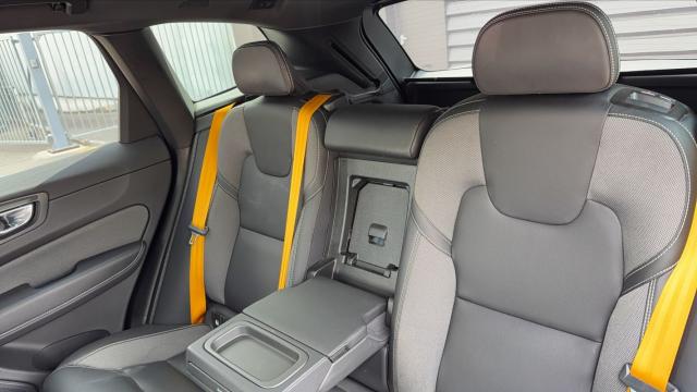 Volvo Xc60 image 8