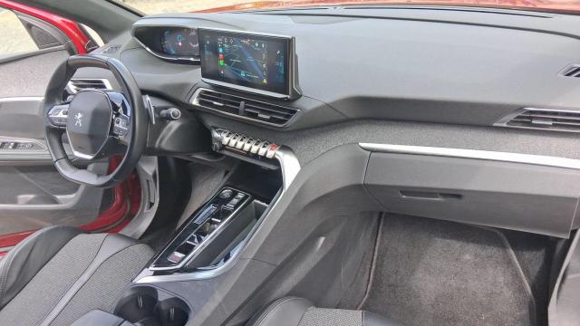Peugeot 3008 image 1