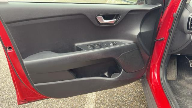 Kia Stonic image 8