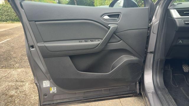Renault Captur image 6