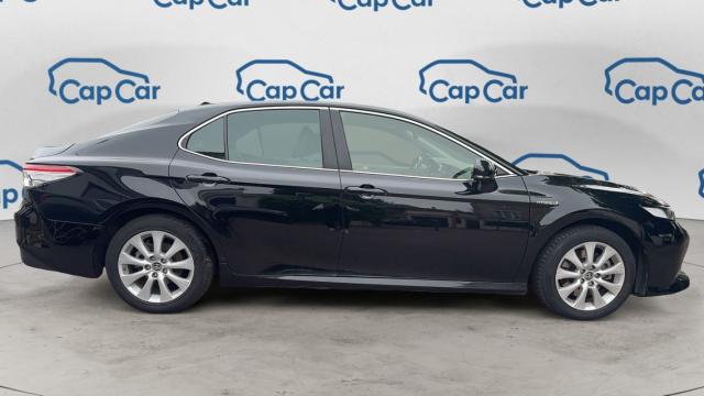 Toyota Camry image 7