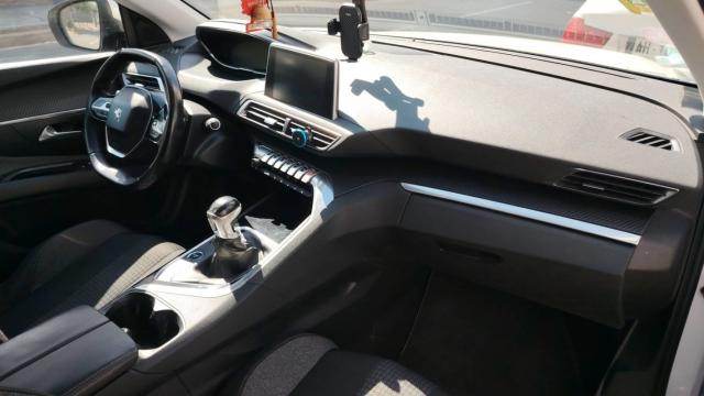 Peugeot 3008 image 8