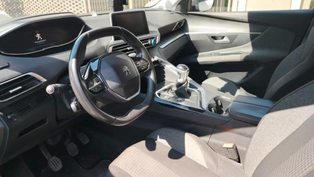 Peugeot 3008 image 1